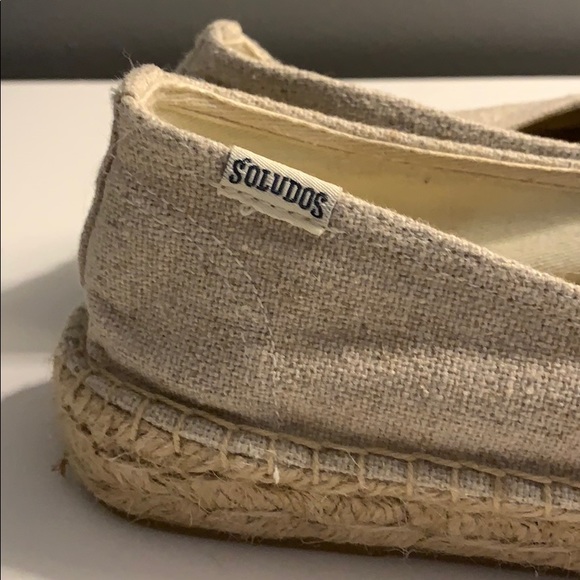 Shoes - Picture 2 of 4